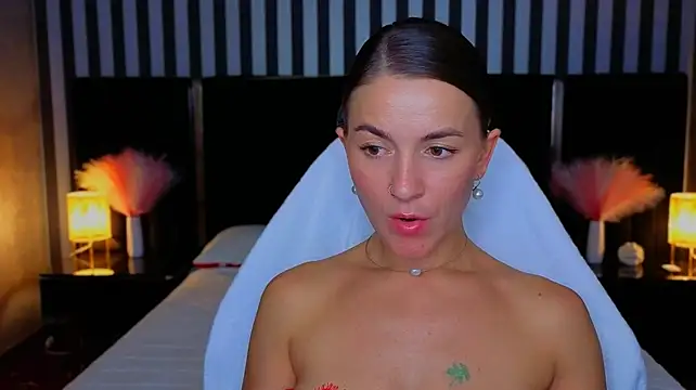 GracefulMichelle stripchat live cam model