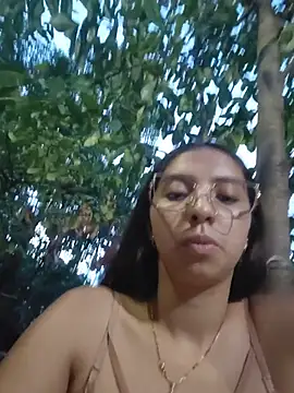 aziel_ardiente stripchat live cam model