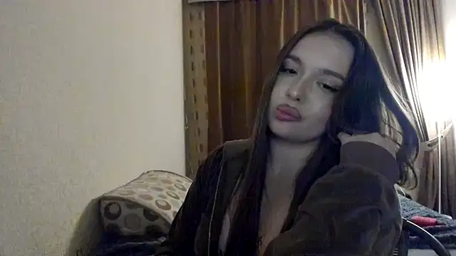 Camilla_Lovee stripchat live cam model