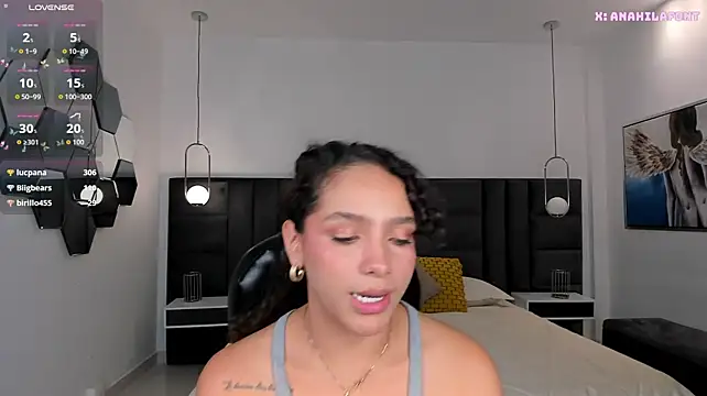 AnahiLafont stripchat live cam model