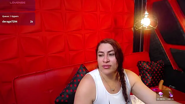 Clhoe-blake stripchat live cam model