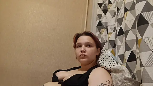 Jennalorra stripchat live cam model