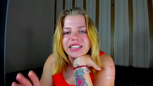 Alexacore stripchat live cam model