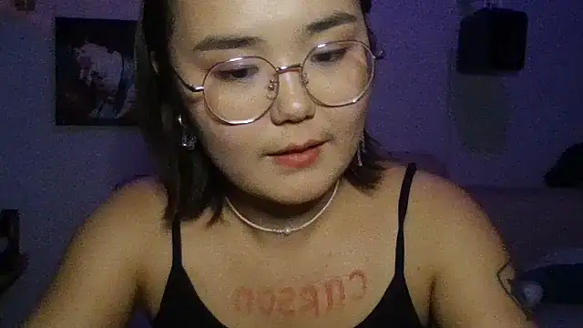 Nana_Bublle stripchat live cam model