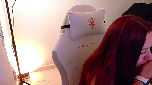 samantha_tattu stripchat live cam model