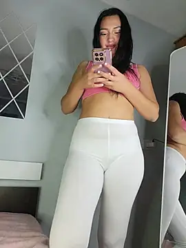 Luciana_Lucy stripchat live cam model