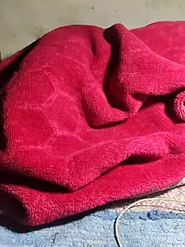 POOJACOUPLE stripchat live cam model