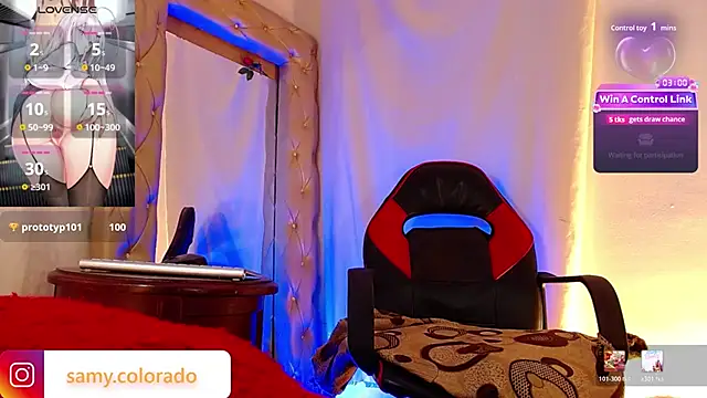 laurasofia45 stripchat live cam model