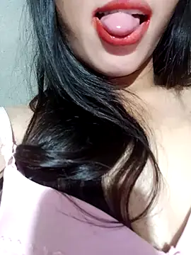 PIPIEBABY202 stripchat live cam model