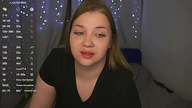 CuteSharloti stripchat live cam model