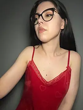 KaylaLewyss stripchat live cam model