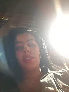 Luianna stripchat live cam model