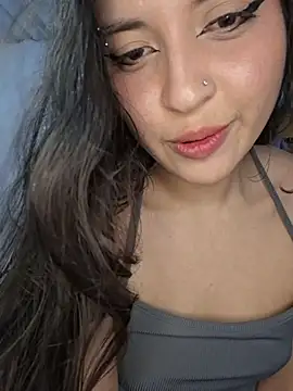 Lubnna stripchat live cam model