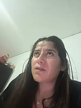 Erikha_ruiz stripchat live cam model