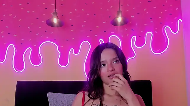 Valentyna_Vega stripchat live cam model
