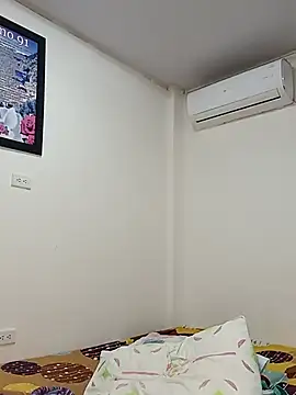 Becky1309 stripchat live cam model