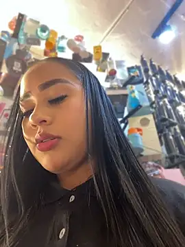 Luisa_Fernandaa stripchat live cam model
