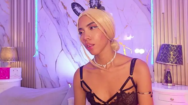 BellaHarpeer stripchat live cam model