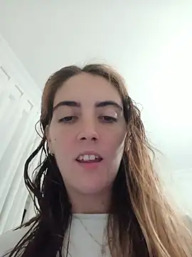 Honeygirl08 stripchat live cam model