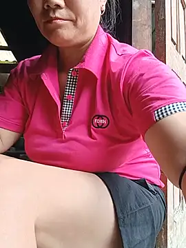 Lindxx-hott stripchat live cam model