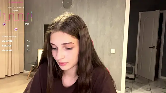 EmiliMonre stripchat live cam model