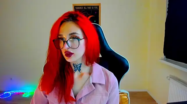 your_tora stripchat live cam model
