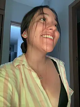 Nhefertary stripchat live cam model