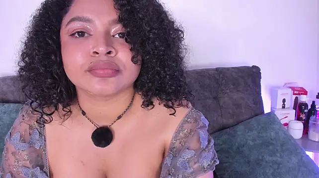 Nerea- stripchat live cam model