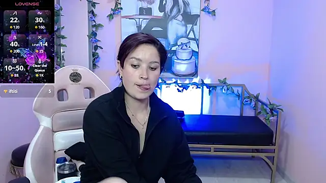Irina_zafira stripchat live cam model