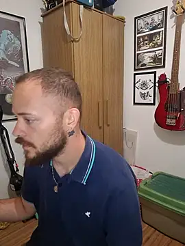 comedordecasada30 stripchat live cam model