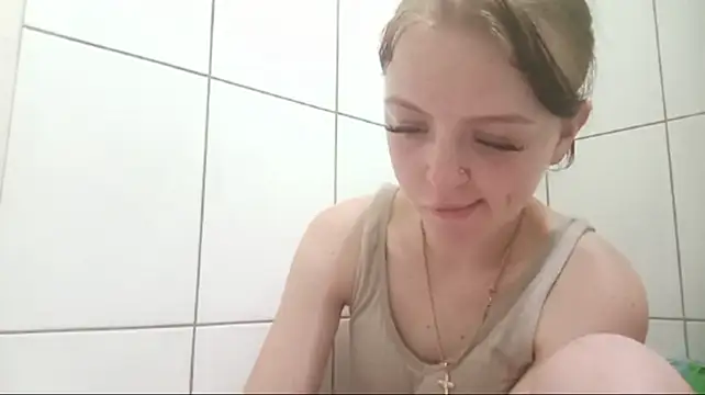 draineddog stripchat live cam model