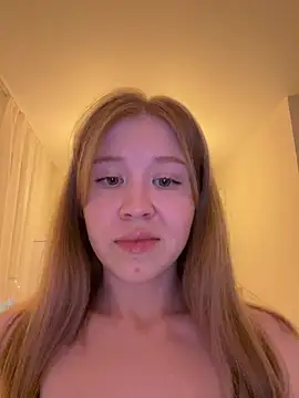 Evie_Wayne stripchat live cam model