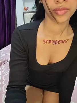 dipika-13 stripchat live cam model