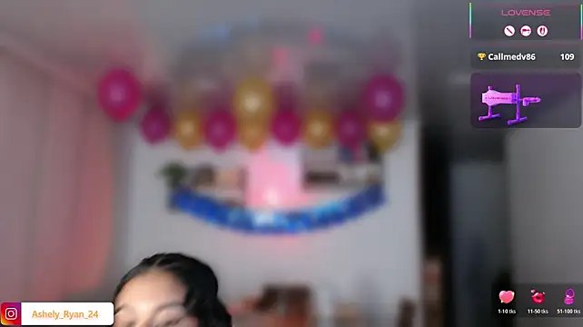 ashely_ryan24 stripchat live cam model