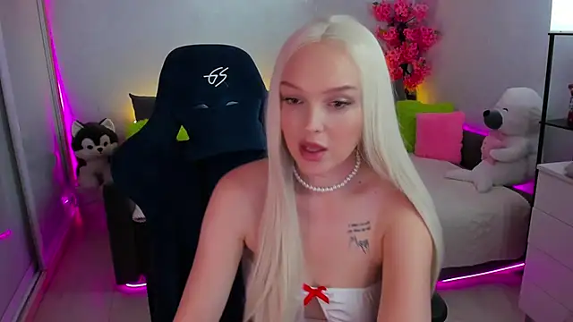 __Chamomile__ stripchat live cam model