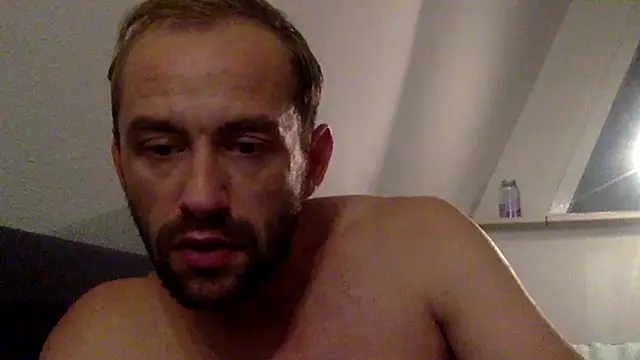 erwin-dare stripchat live cam model