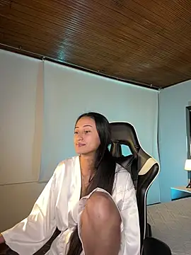 Adhara7 stripchat live cam model