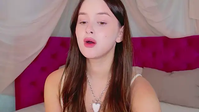 EvaBonni stripchat live cam model