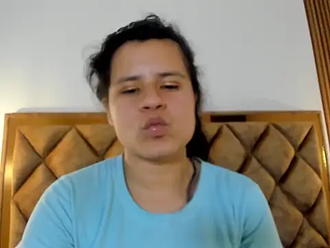ValeriaHotVS stripchat live cam model