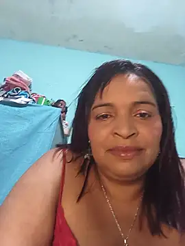 Stepmom_violet stripchat live cam model