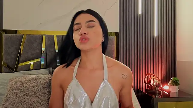 ScarletTorres stripchat live cam model