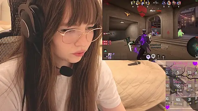 Lunar_Bunny stripchat live cam model
