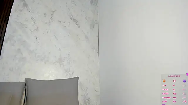 Mistt_Mia stripchat live cam model