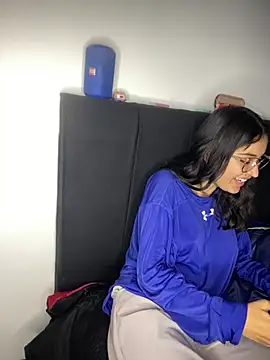 hotwife26 stripchat live cam model