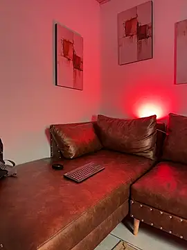 Dominik_Souza stripchat live cam model
