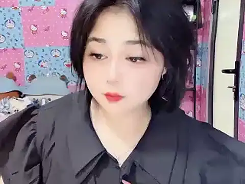 Nhanlu009 stripchat live cam model