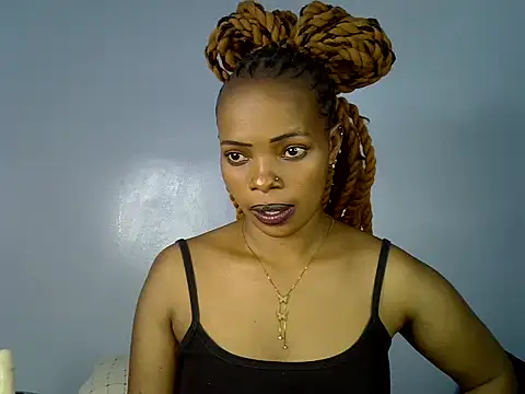 Naughty5nova stripchat live cam model