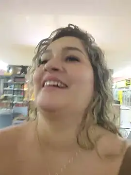 Sara_smiiith211 stripchat live cam model