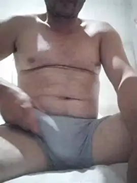 Bruno2730 stripchat live cam model