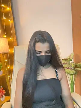 its_ur_flora stripchat live cam model